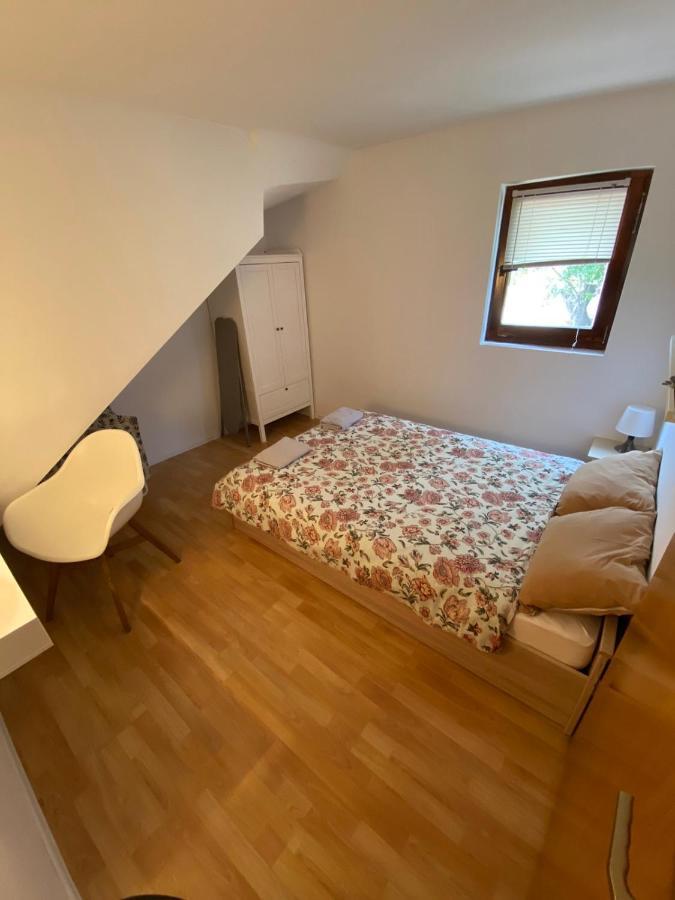 Viva 2 Rovinj Apartment Bagian luar foto