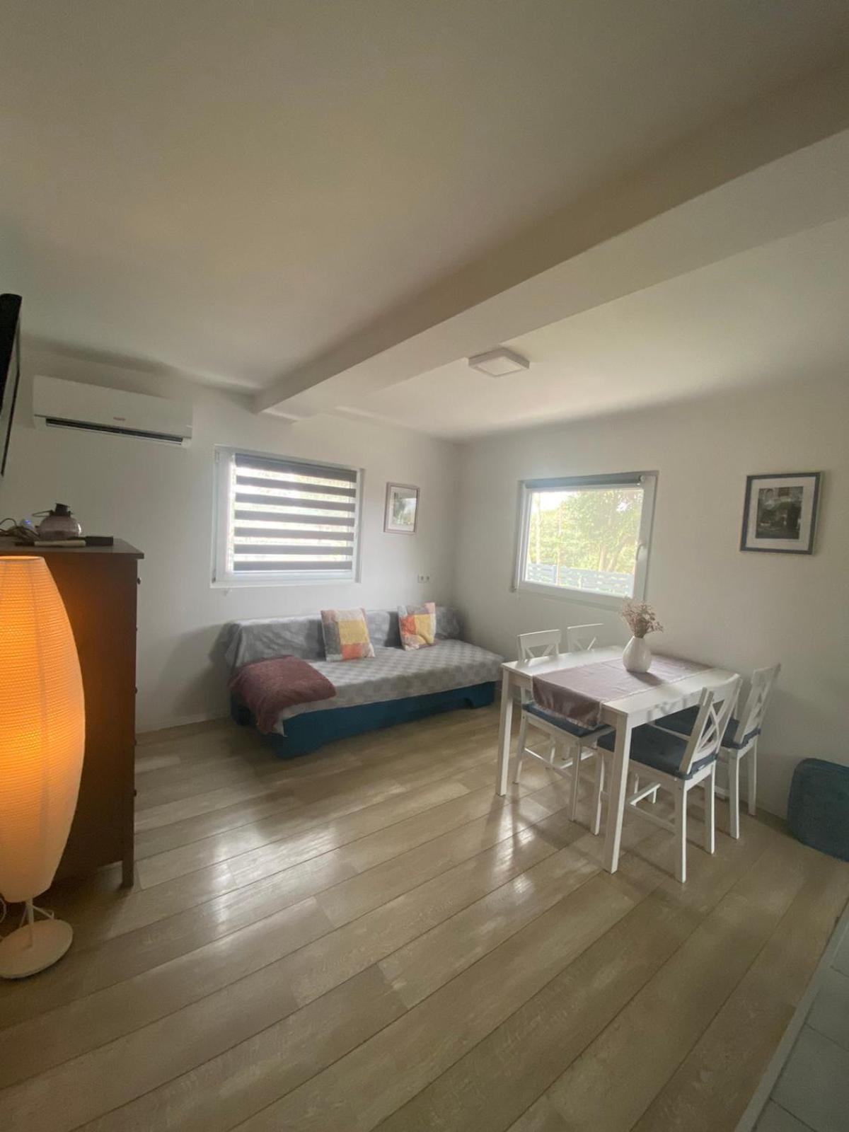 Viva 2 Rovinj Apartment Bagian luar foto